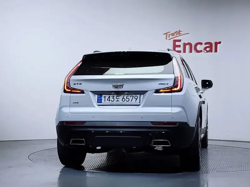 2022 Cadillac XT4 с пробегом 88 928 км