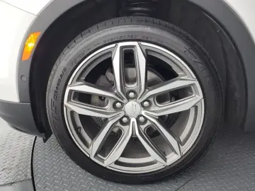 2022 Cadillac XT4 с пробегом 88 928 км