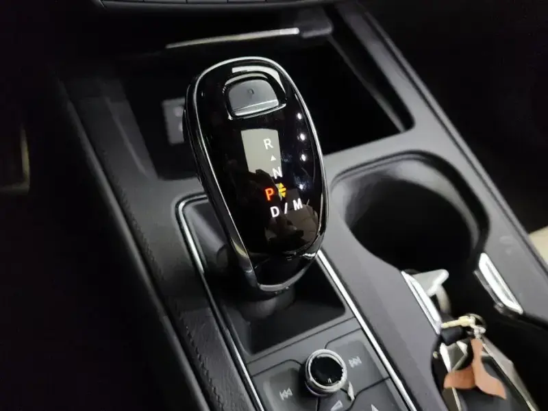 2022 Cadillac XT4 с пробегом 88 928 км