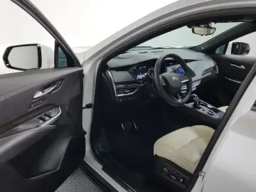 2022 Cadillac XT4 с пробегом 88 928 км