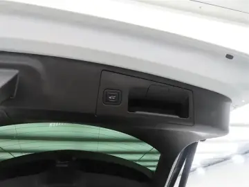 2023 Cadillac XT4 с пробегом 15 982 км