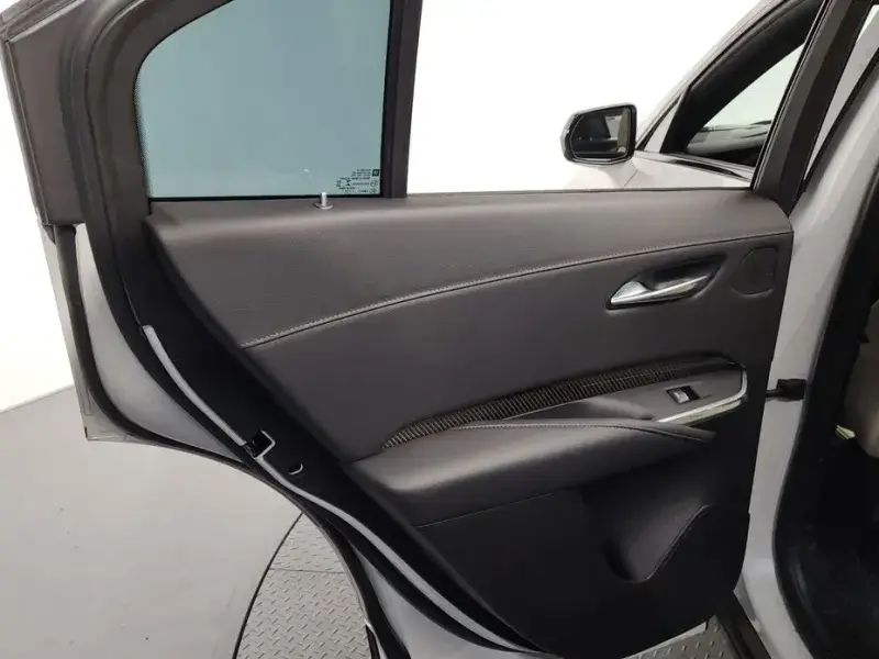 2022 Cadillac XT4 с пробегом 88 928 км