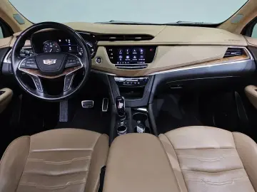 2020 Cadillac XT5 с пробегом 46 223 км