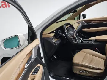 2020 Cadillac XT5 с пробегом 46 223 км