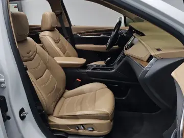 2020 Cadillac XT5 с пробегом 46 223 км