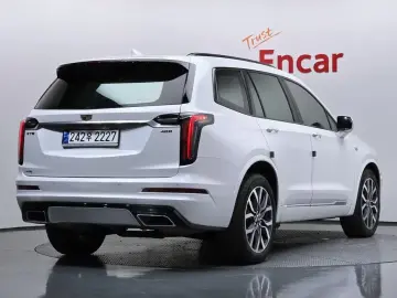 2023 Cadillac XT6 с пробегом 52 512 км