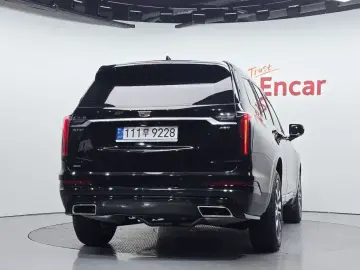 2024 Cadillac XT6 с пробегом 13 902 км