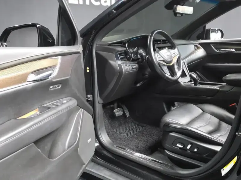 2019 Cadillac XT5 с пробегом 156 301 км
