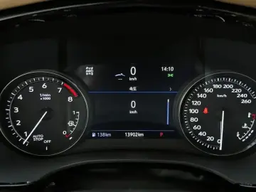 2024 Cadillac XT6 с пробегом 13 902 км
