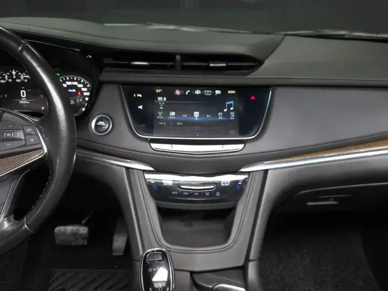 2019 Cadillac XT5 с пробегом 156 301 км