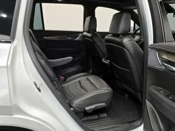 2023 Cadillac XT6 с пробегом 52 512 км