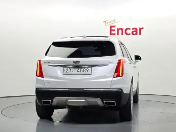 2019 Cadillac XT5 с пробегом 65 907 км