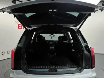 2023 Cadillac XT6 с пробегом 52 512 км