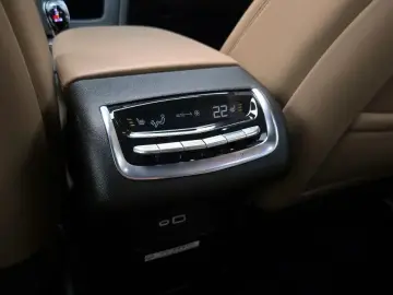 2024 Cadillac XT6 с пробегом 13 902 км