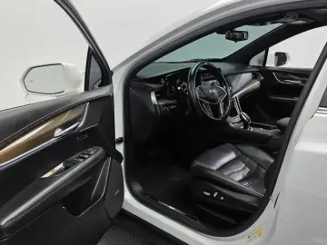 2019 Cadillac XT5 с пробегом 65 907 км