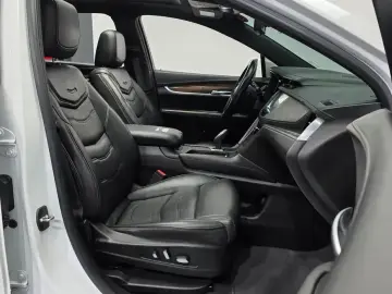 2019 Cadillac XT5 с пробегом 65 907 км
