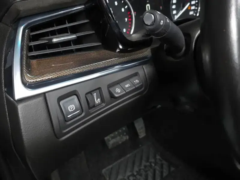 2019 Cadillac XT5 с пробегом 156 301 км