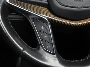 2019 Cadillac XT5 с пробегом 156 301 км