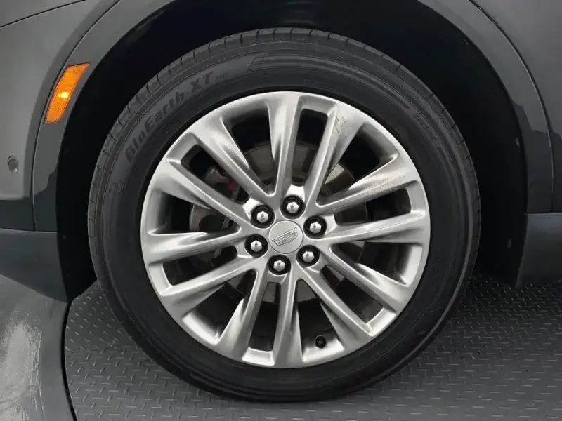 2019 Cadillac XT5 с пробегом 95 997 км