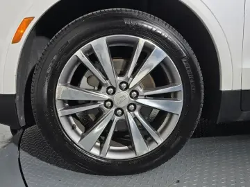 2020 Cadillac XT5 с пробегом 83 241 км