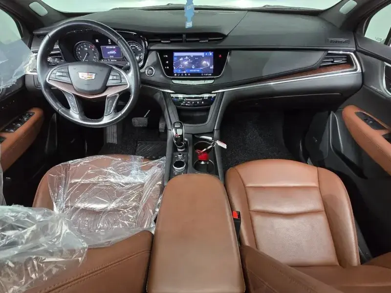 2020 Cadillac XT5 с пробегом 83 241 км