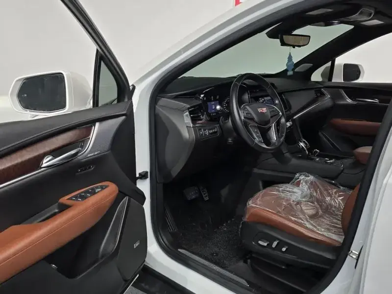 2020 Cadillac XT5 с пробегом 83 241 км