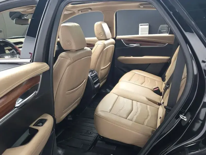 2019 Cadillac XT5 с пробегом 95 997 км