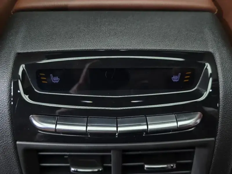 2020 Cadillac XT5 с пробегом 83 241 км