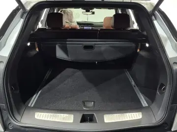 2020 Cadillac XT5 с пробегом 83 241 км