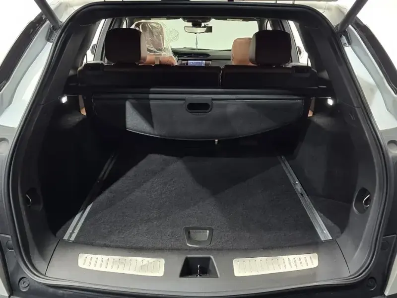 2020 Cadillac XT5 с пробегом 83 241 км