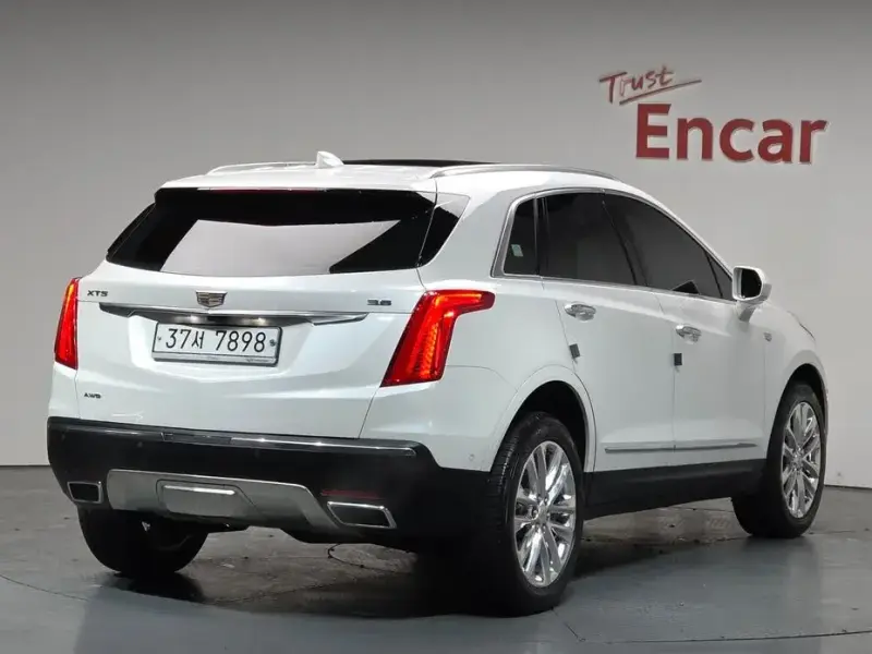 2019 Cadillac XT5 с пробегом 79 025 км