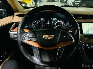 2019 Cadillac XT5 с пробегом 110 037 км