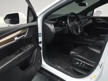 2019 Cadillac XT5 с пробегом 79 025 км