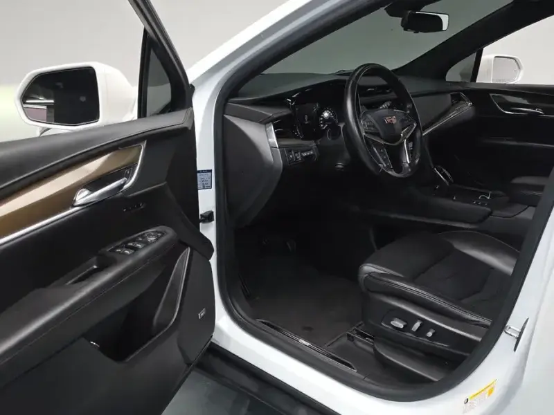 2019 Cadillac XT5 с пробегом 79 025 км