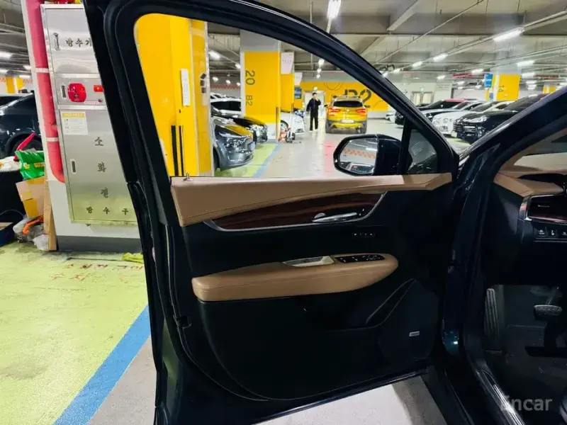 2019 Cadillac XT5 с пробегом 110 037 км