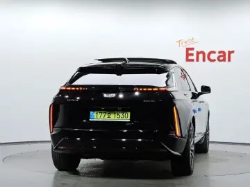 2024 Cadillac Lyriq с пробегом 9 650 км