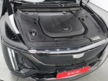 2024 Cadillac Lyriq с пробегом 9 650 км