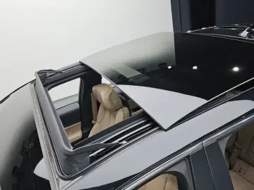2024 Cadillac Lyriq с пробегом 9 650 км