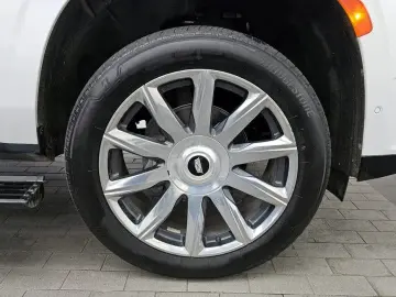 2023 Cadillac Escalade с пробегом 49 418 км