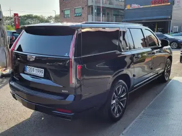 2024 Cadillac Escalade с пробегом 29 976 км