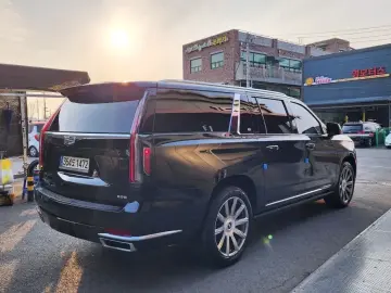 2022 Cadillac Escalade с пробегом 62 878 км