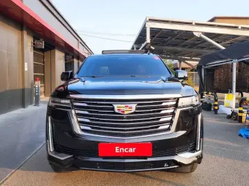 2022 Cadillac Escalade с пробегом 62 878 км