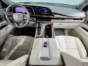 2022 Cadillac Escalade с пробегом 62 878 км