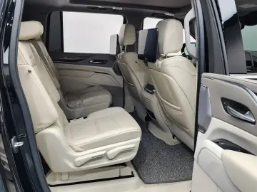 2022 Cadillac Escalade с пробегом 62 878 км