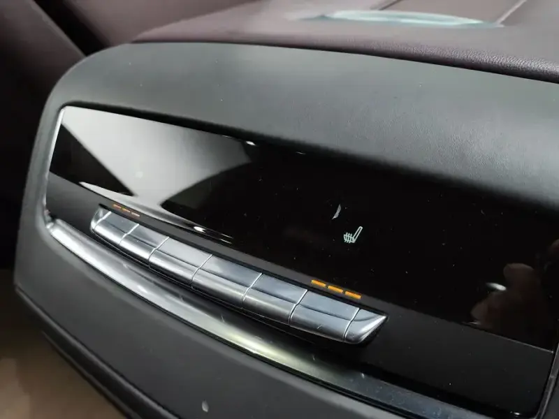 2024 Cadillac Escalade с пробегом 29 976 км