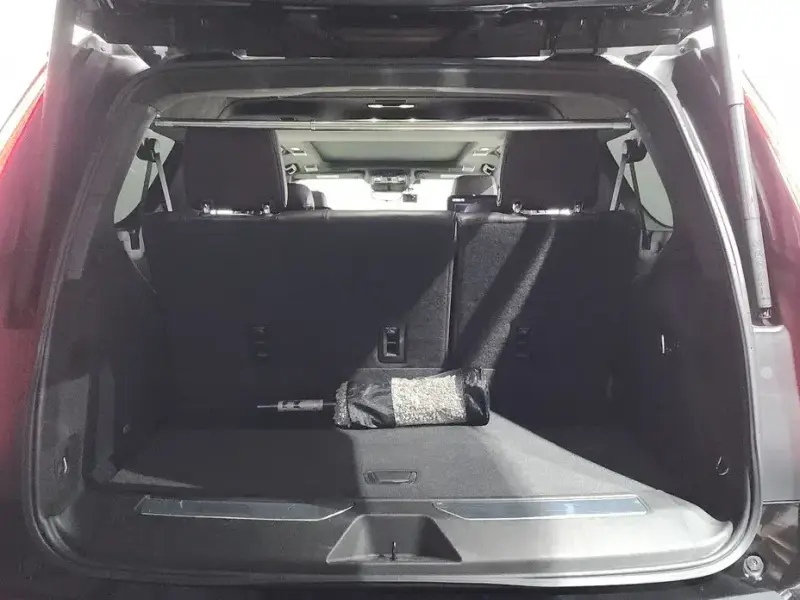2023 Cadillac Escalade с пробегом 88 719 км