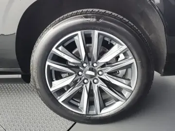2023 Cadillac Escalade с пробегом 88 719 км