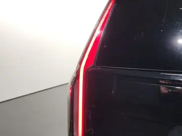 2023 Cadillac Escalade с пробегом 88 719 км