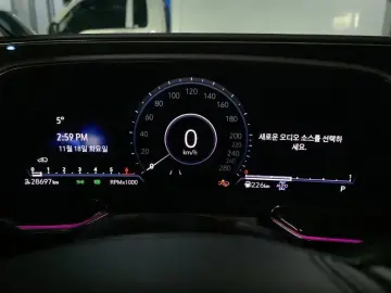 2023 Cadillac Escalade с пробегом 28 697 км