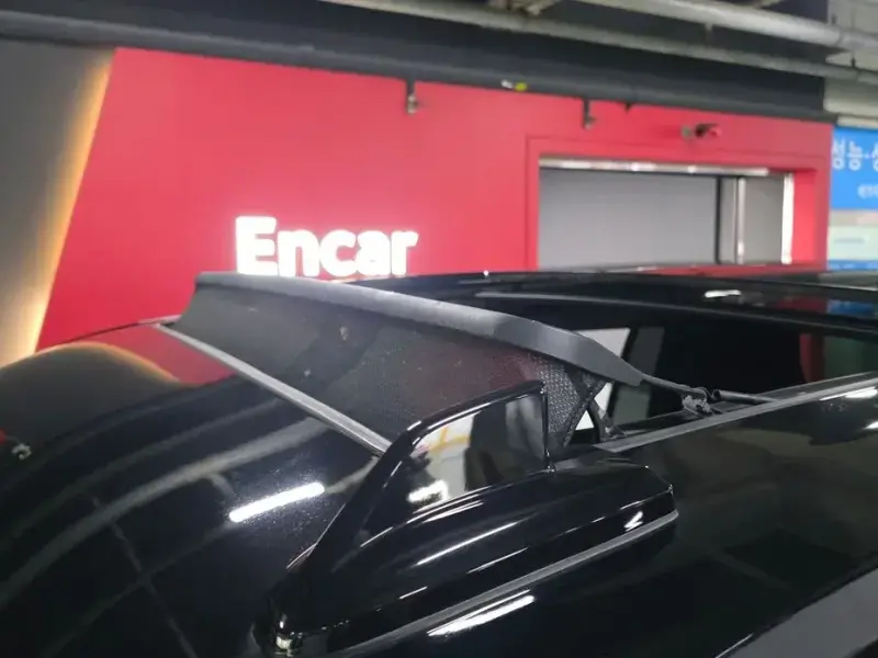 2023 Cadillac Escalade с пробегом 28 697 км